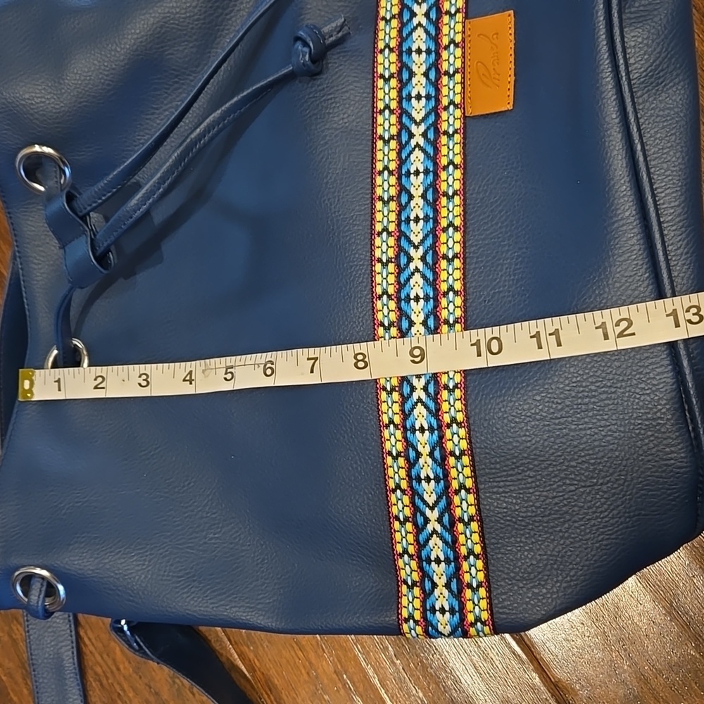 ⛱️Piranda Navy Blue Bag With Beautiful Embroidered Detailing - Picture 5 of 10